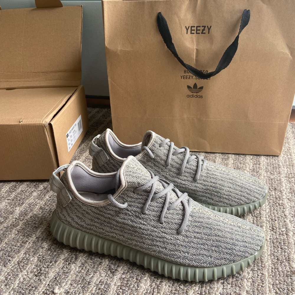 YEEZY BOOST 350 "Moonrock" TAKING OFFERS